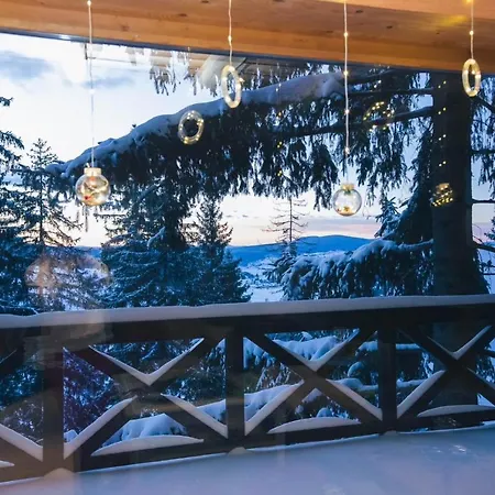 Semesterbostad Hills